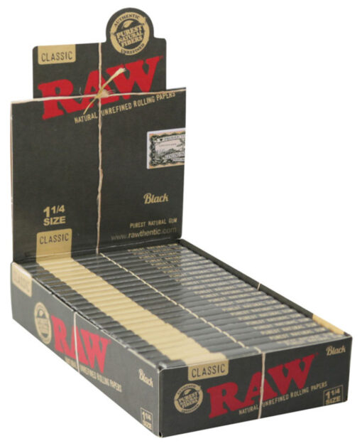 Raw Black Classic Rolling Papers 1 1 4 24pc Display media 1
